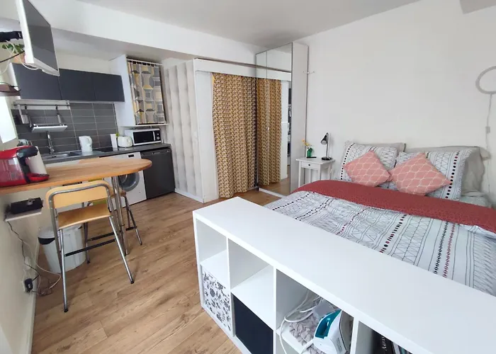 Studio Hypercentre Fontainebleau , Proche Chateau