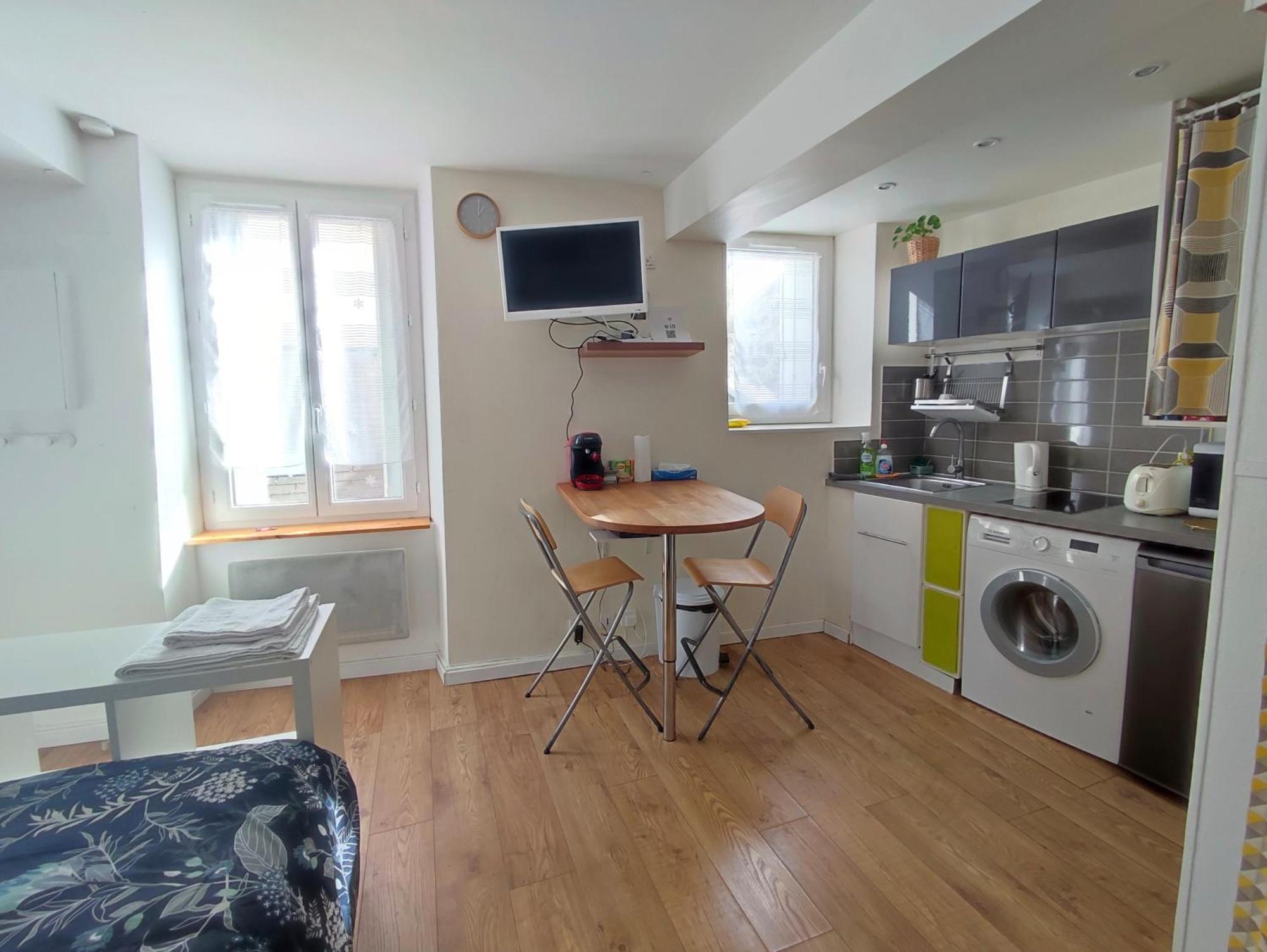 Hypercentre , Proche Chateau *